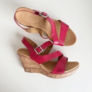 Born Concepts b.o.c Schirra Vegan Leather Wedge Sandals Red Size 8